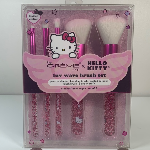 Hello Kitty Other - The Creme Shop X Hello Kitty Luv Wave Brush Set of 5 Limited Edition